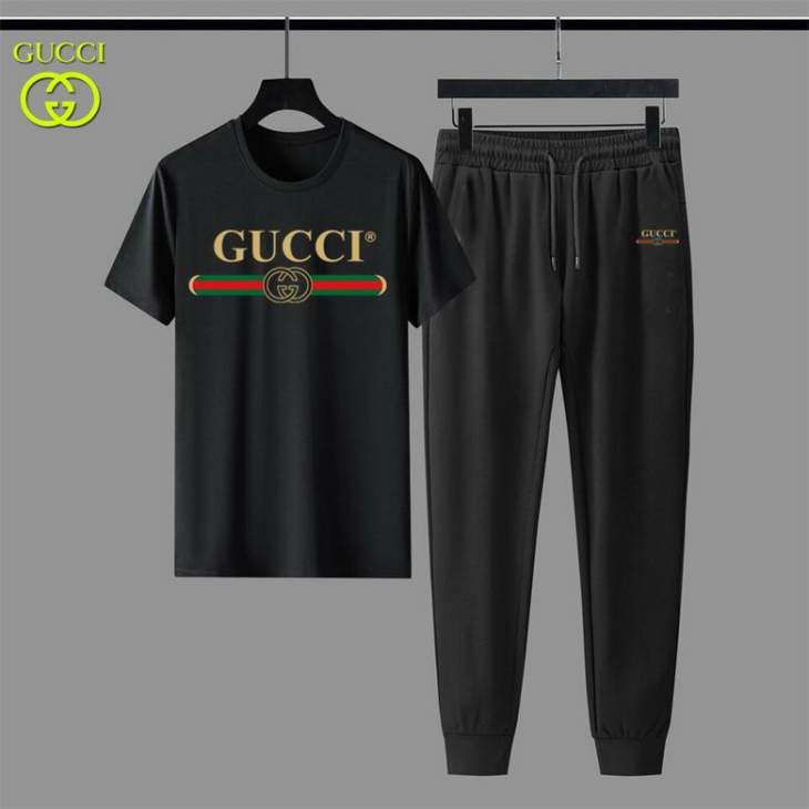 Picture of Gucci Shirt Pant Suits _SKUGucciM-5XL12yn11822056